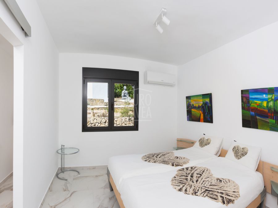 Villa Helena, élégante propriété entourée d’un magnifique paysage méditerranéen