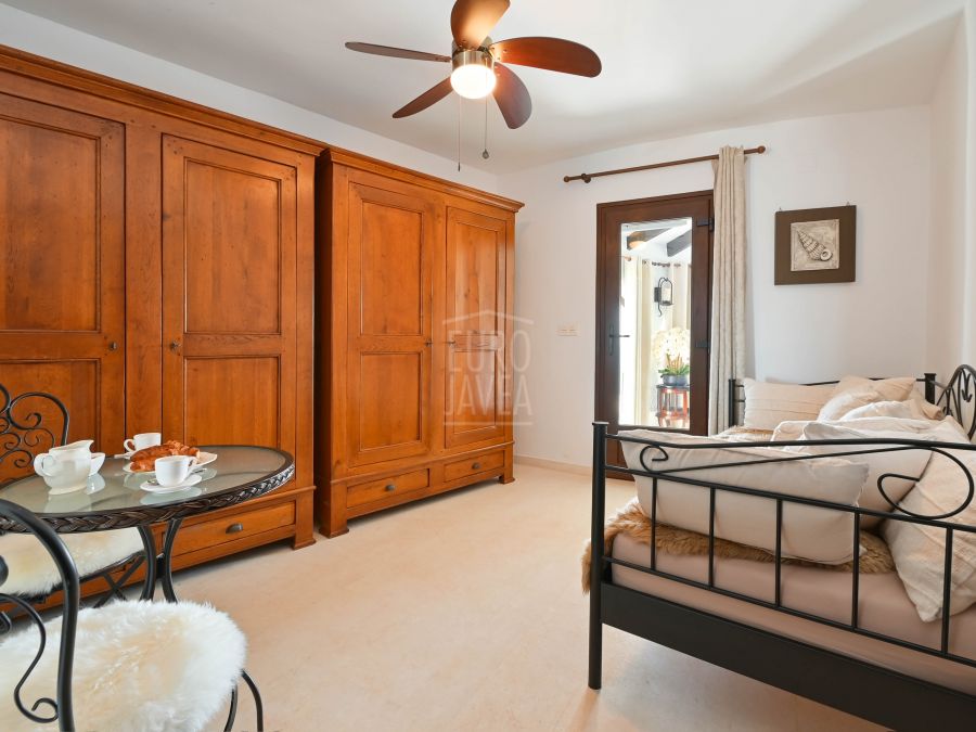 Villa méditerranéenne exceptionnelle Eden en première ligne avec des vues imprenables sur la mer