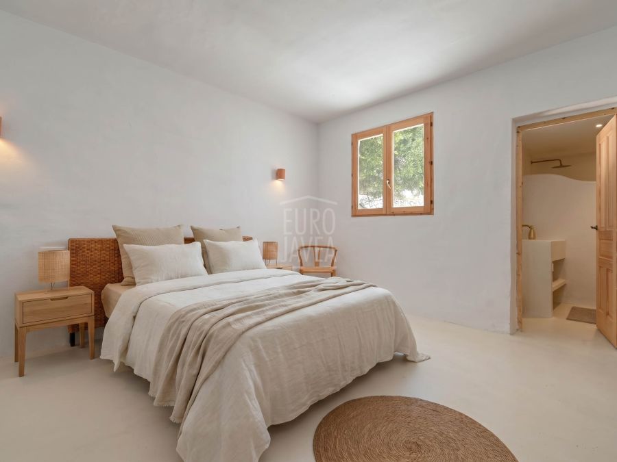 Villa Noma, an Ibizan-style villa set in nature with views of Montgó