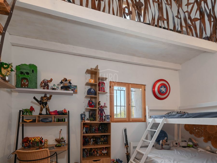 Villa Noma, an Ibizan-style villa set in nature with views of Montgó