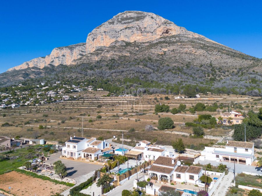 Villa Noma, an Ibizan-style villa set in nature with views of Montgó