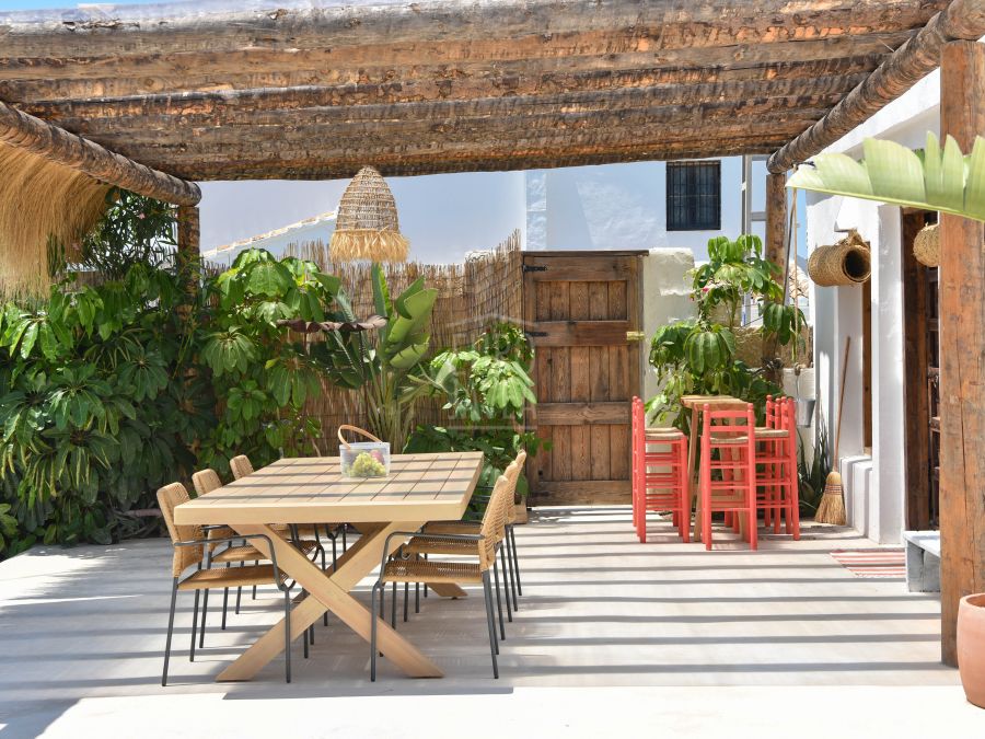Villa Noma, an Ibizan-style villa set in nature with views of Montgó
