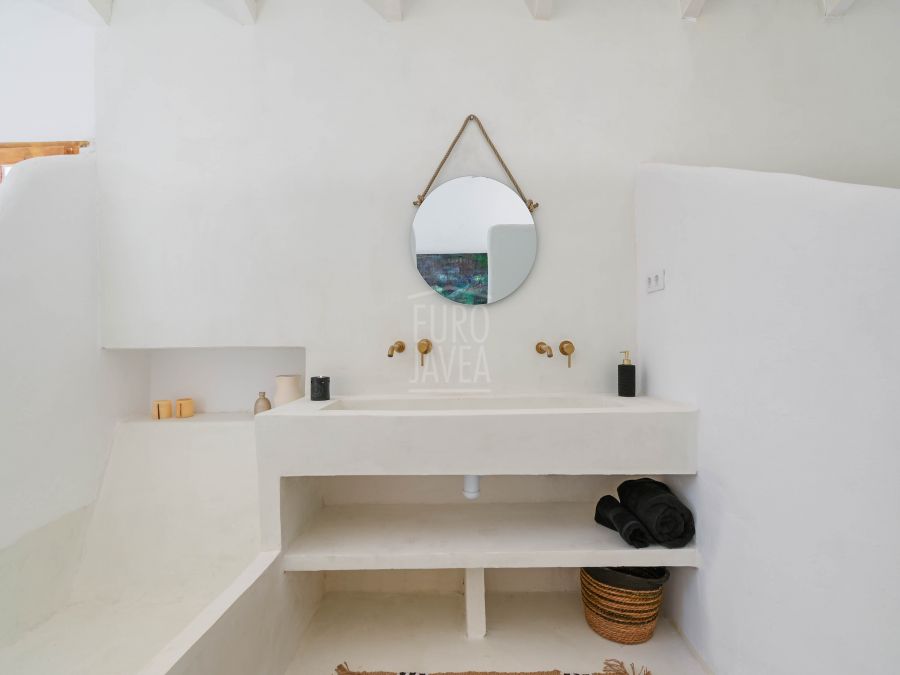 Villa Noma, an Ibizan-style villa set in nature with views of Montgó