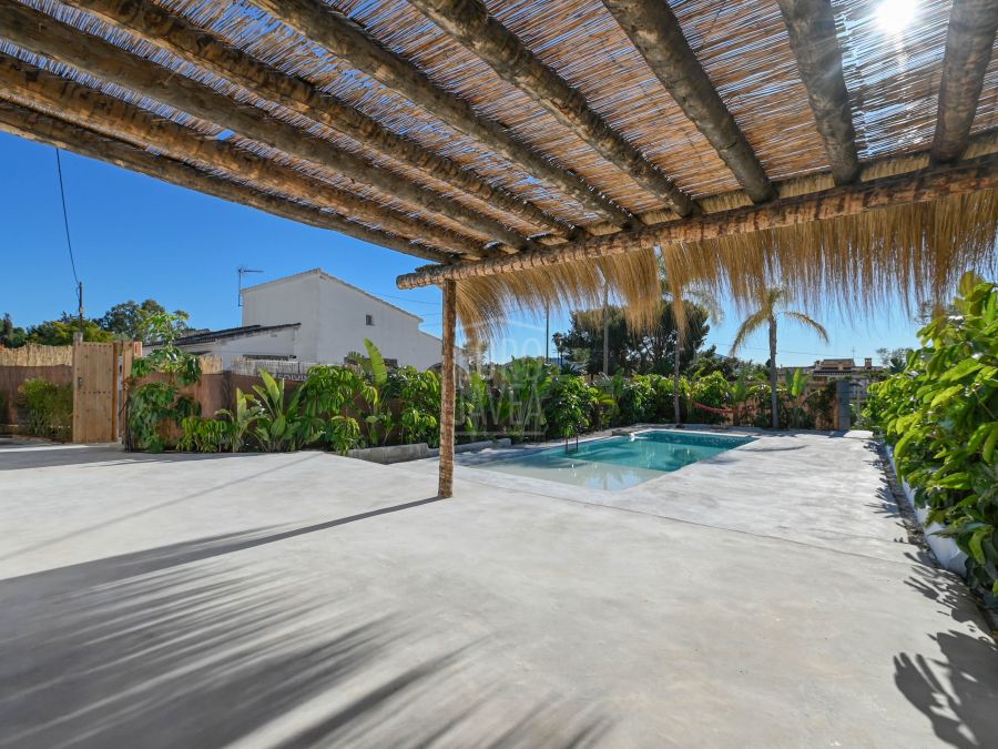 Villa Noma, an Ibizan-style villa set in nature with views of Montgó