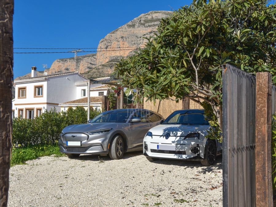 Villa Noma, an Ibizan-style villa set in nature with views of Montgó