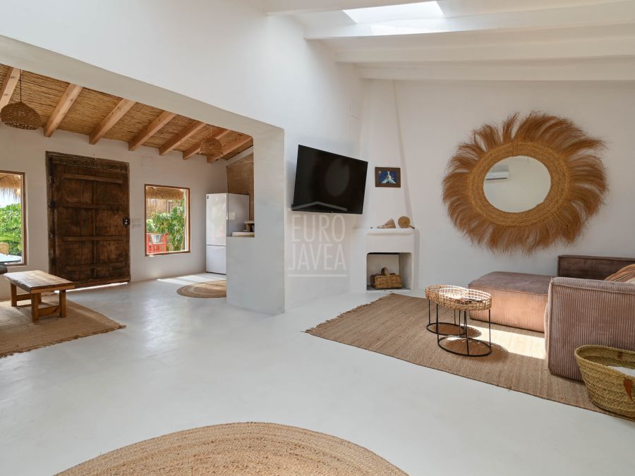 Villa Noma, an Ibizan-style villa set in nature with views of Montgó
