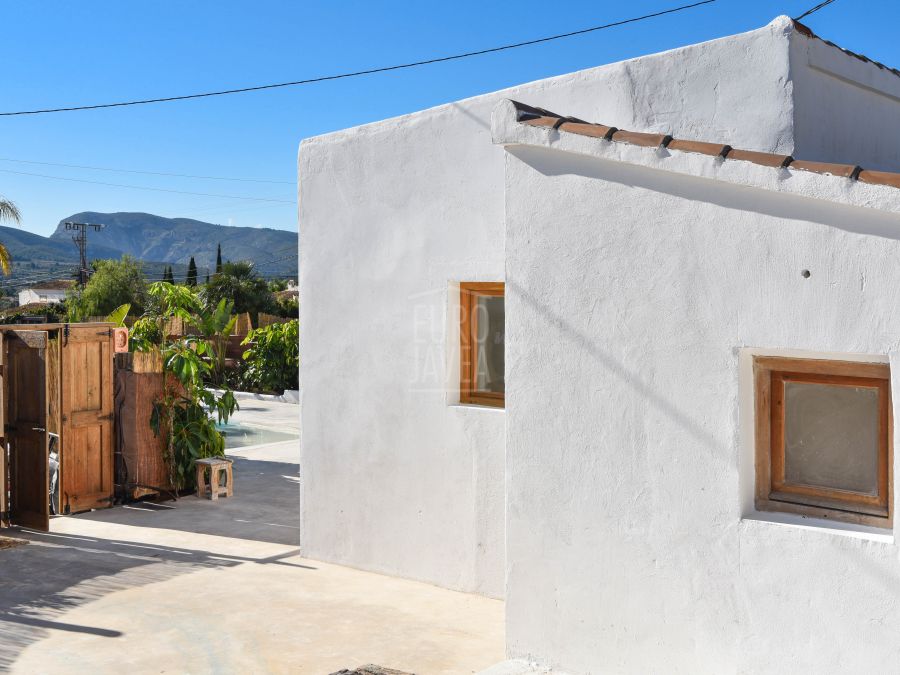 Villa Noma, an Ibizan-style villa set in nature with views of Montgó