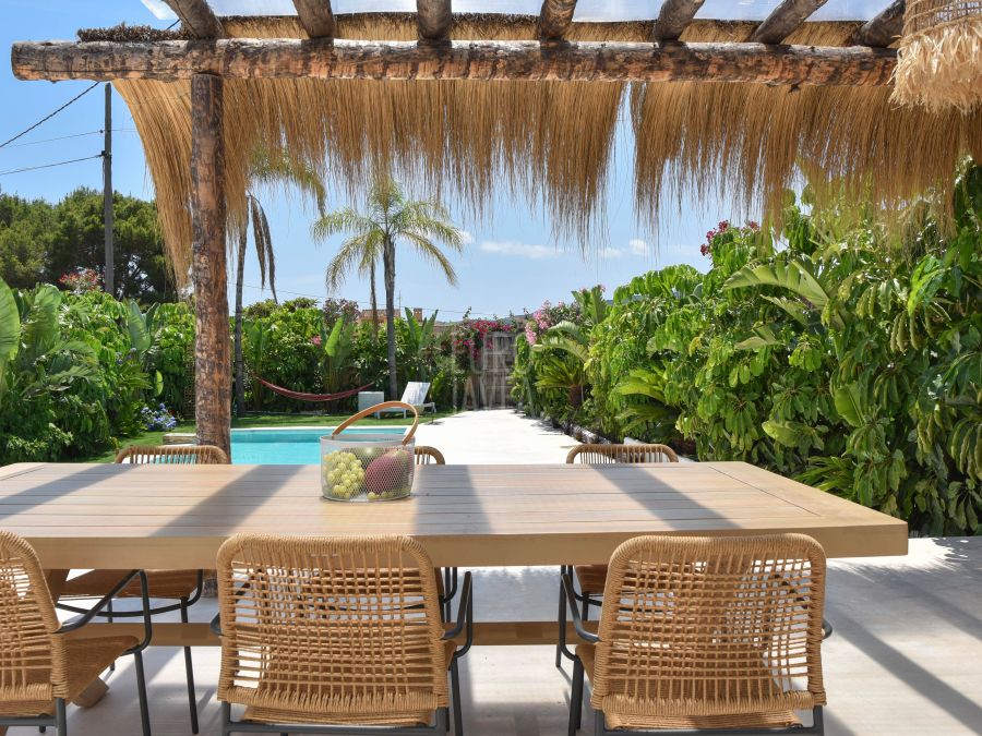 Villa Noma, an Ibizan-style villa set in nature with views of Montgó