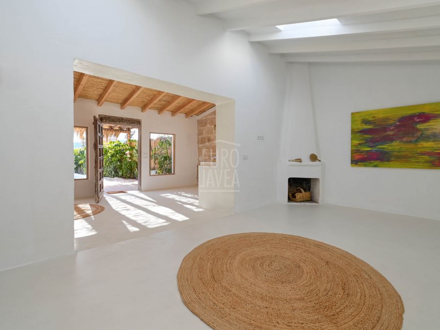 Villa Noma, an Ibizan-style villa set in nature with views of Montgó