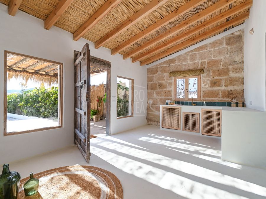 Villa Noma, an Ibizan-style villa set in nature with views of Montgó