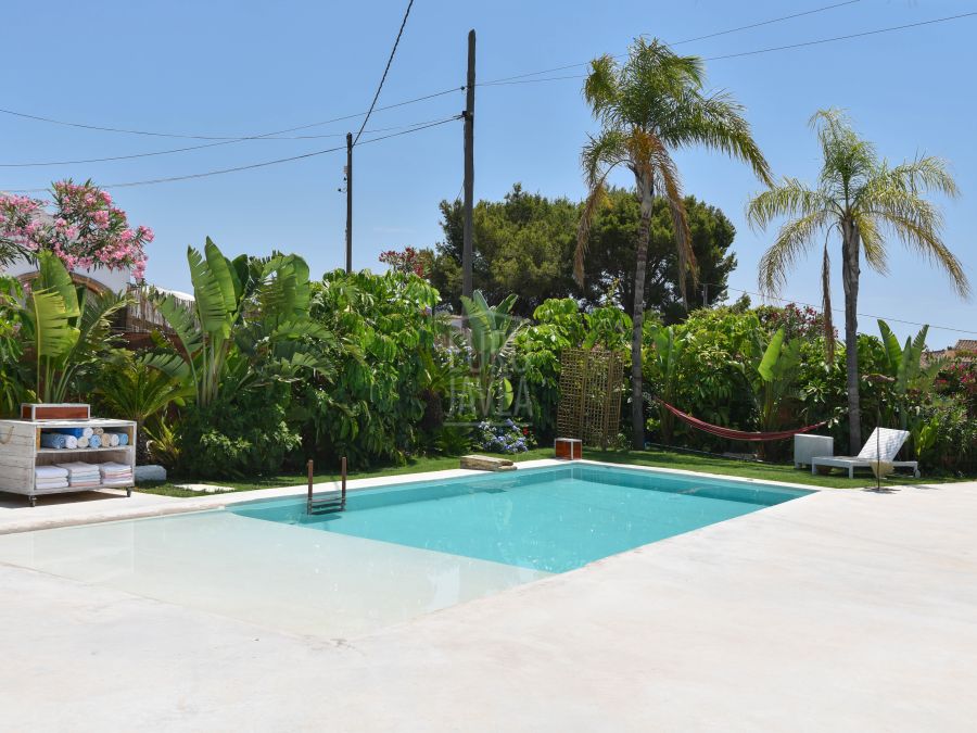 Villa Noma, an Ibizan-style villa set in nature with views of Montgó