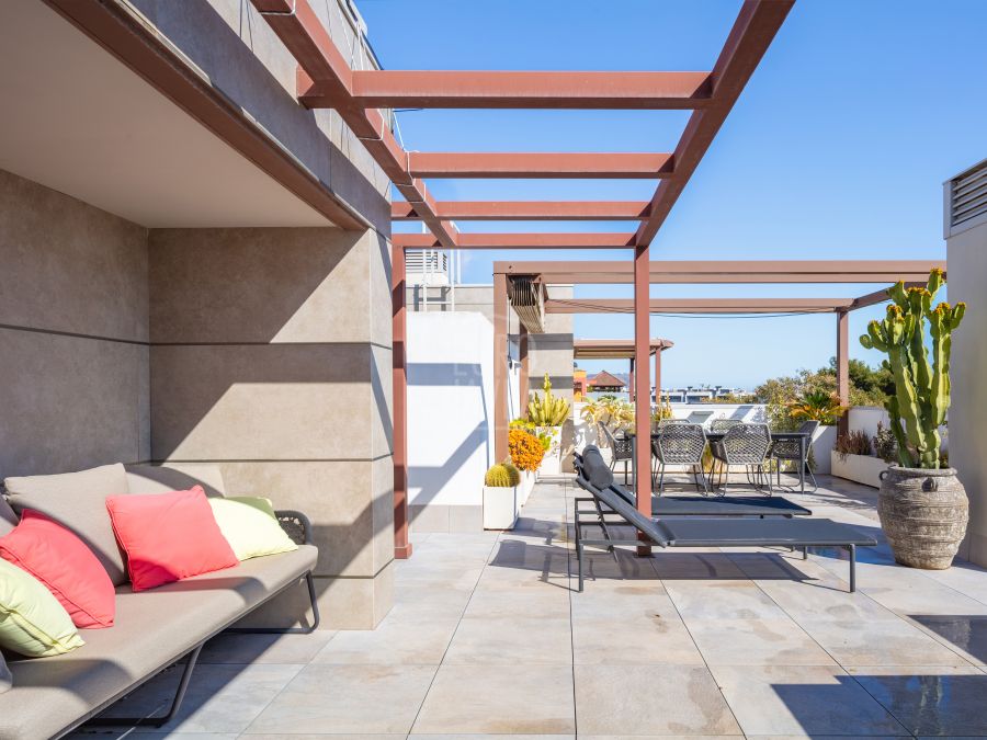 Modern duplexappartement met panoramisch uitzicht vlak bij het Arenal-strand in Jávea