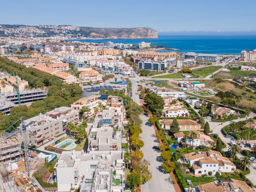 Modern duplexappartement met panoramisch uitzicht vlak bij het Arenal-strand in Jávea