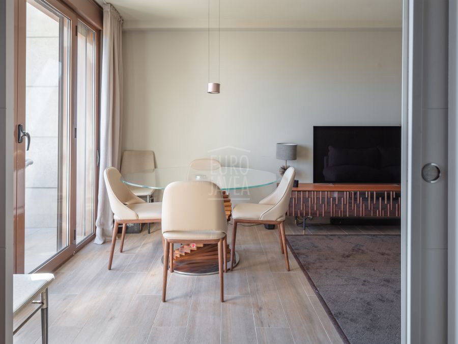 Modern duplexappartement met panoramisch uitzicht vlak bij het Arenal-strand in Jávea