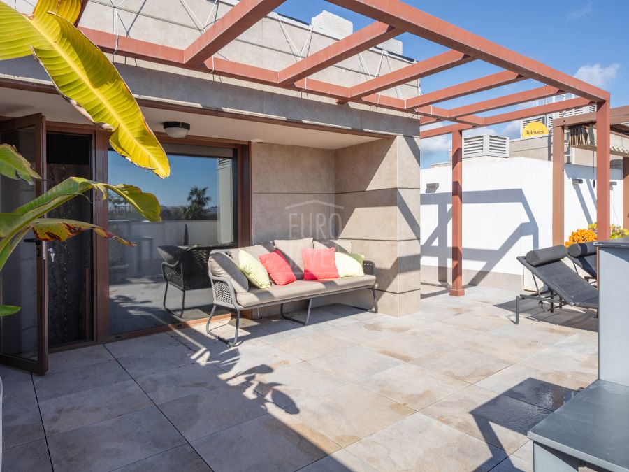 Modern duplexappartement met panoramisch uitzicht vlak bij het Arenal-strand in Jávea