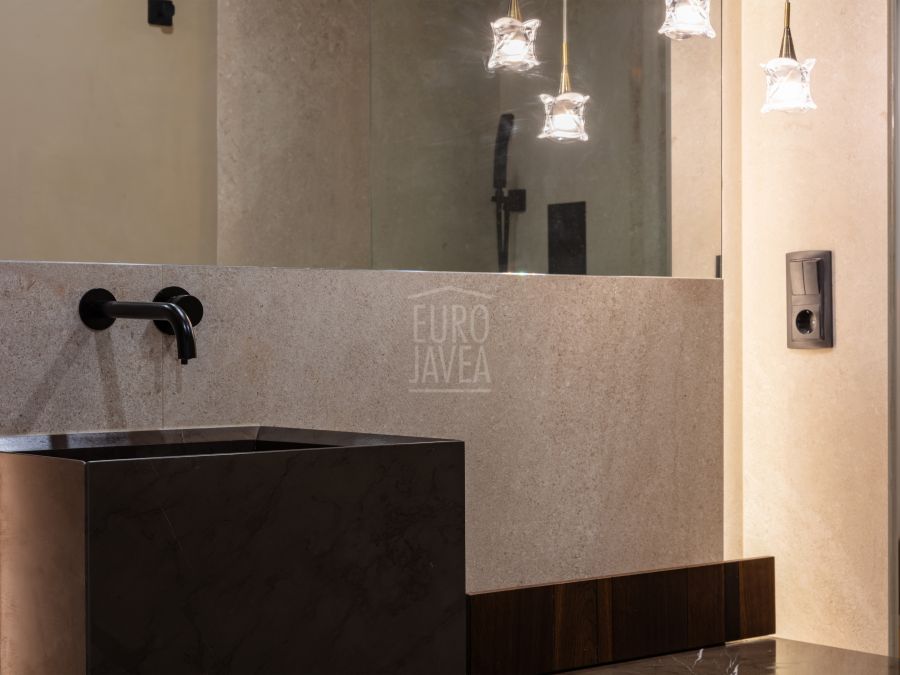 Modern duplexappartement met panoramisch uitzicht vlak bij het Arenal-strand in Jávea