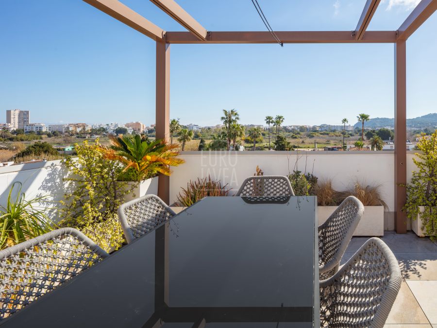 Modern duplexappartement met panoramisch uitzicht vlak bij het Arenal-strand in Jávea