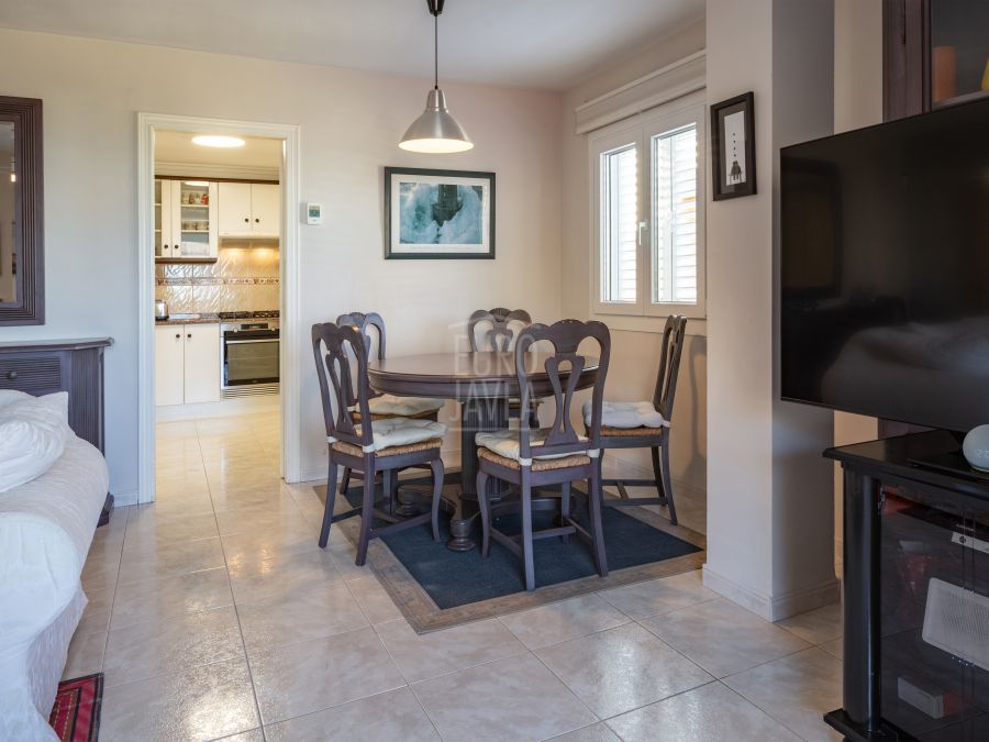 Apartment for sale just a few steps from Arenal Beach and the Port in Jávea, with direct access to the sea.