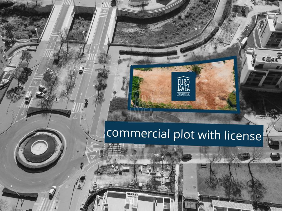 Commercial plot for sale exclusively in the centre of the Port of Jávea. Building licence granted.