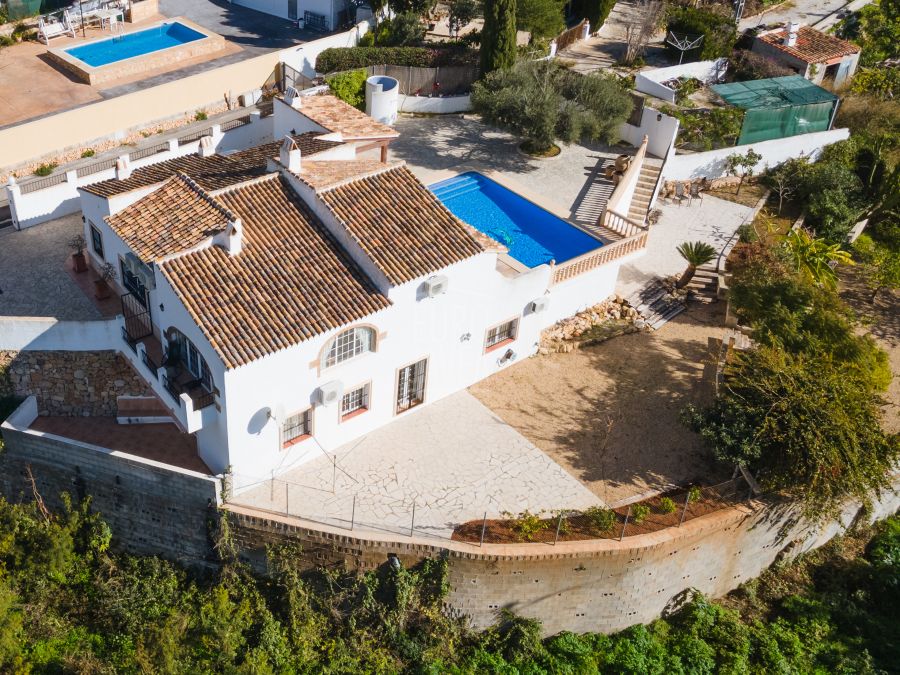 Villa Valeria exclusive dans le quartier de Puchol, à quelques pas de la vieille ville de Jávea