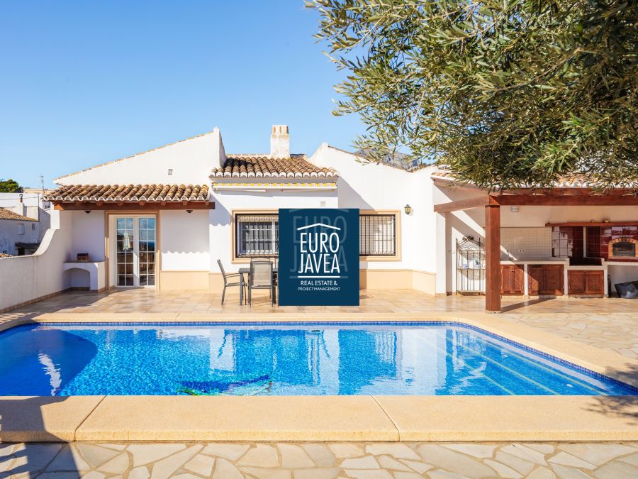 Villa Valeria exclusive dans le quartier de Puchol, à quelques pas de la vieille ville de Jávea