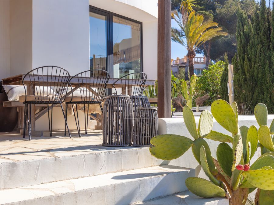 Villa Alma – Elegante villa exclusiva en venta con vistas panorámicas en Balcón al Mar