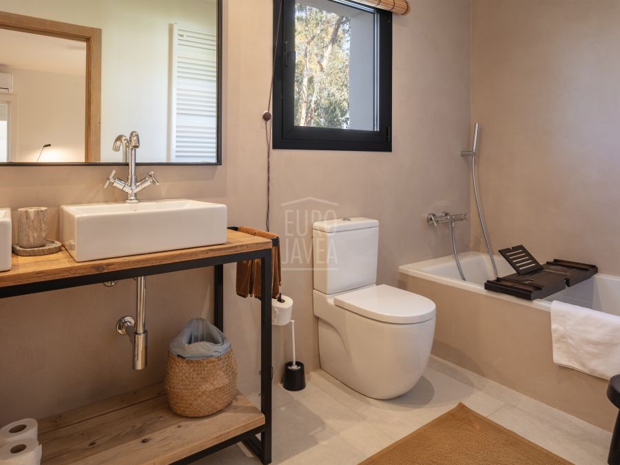 Villa Alma – Elegante villa exclusiva en venta con vistas panorámicas en Balcón al Mar