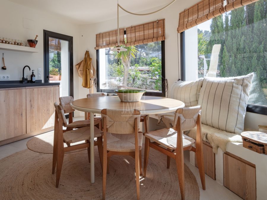 Villa Alma – Elegante villa exclusiva en venta con vistas panorámicas en Balcón al Mar