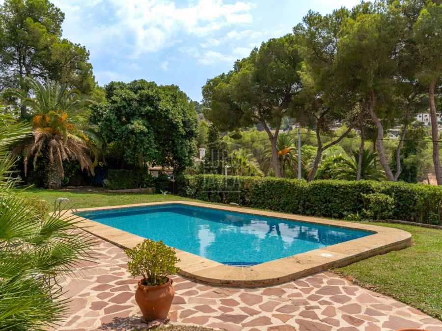 Villa Mila, Mediterranean charm in a traditional villa in Jávea