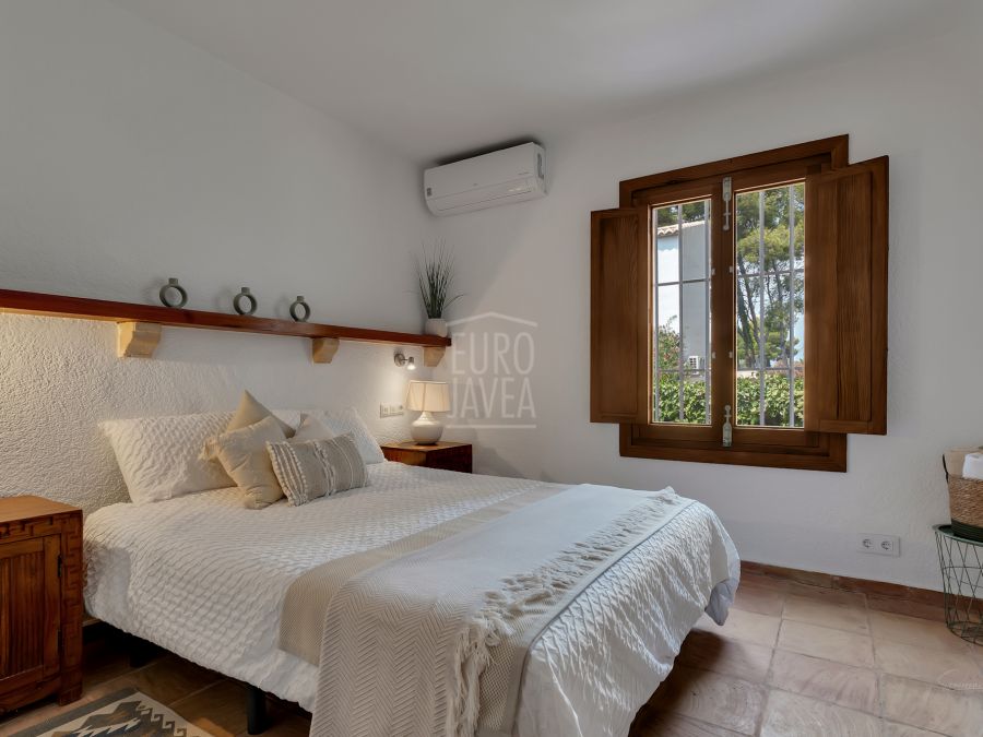 Villa Mila, Mediterranean charm in a traditional villa in Jávea