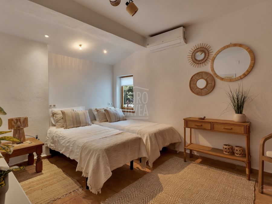 Villa Mila, Mediterranean charm in a traditional villa in Jávea