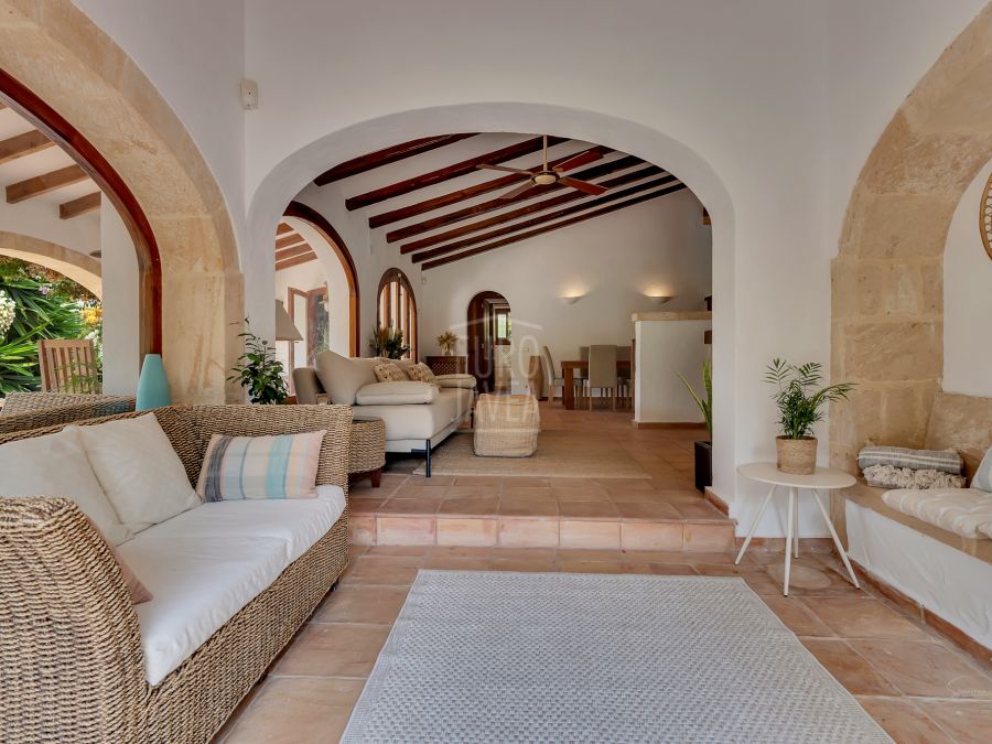 Villa Mila, Mediterranean charm in a traditional villa in Jávea