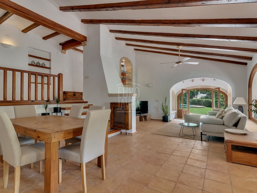 Villa Mila, Mediterranean charm in a traditional villa in Jávea