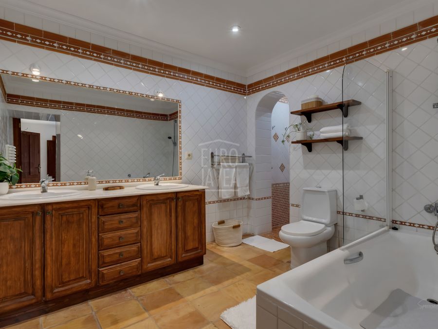 Villa Mila, Mediterranean charm in a traditional villa in Jávea