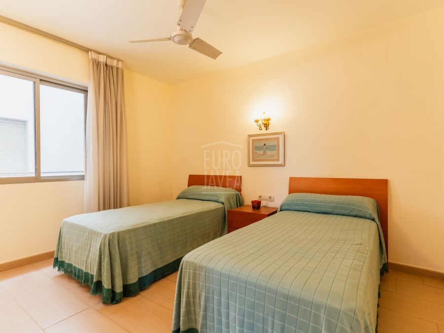 Apartment for sale in the centre of Jávea harbour with open views