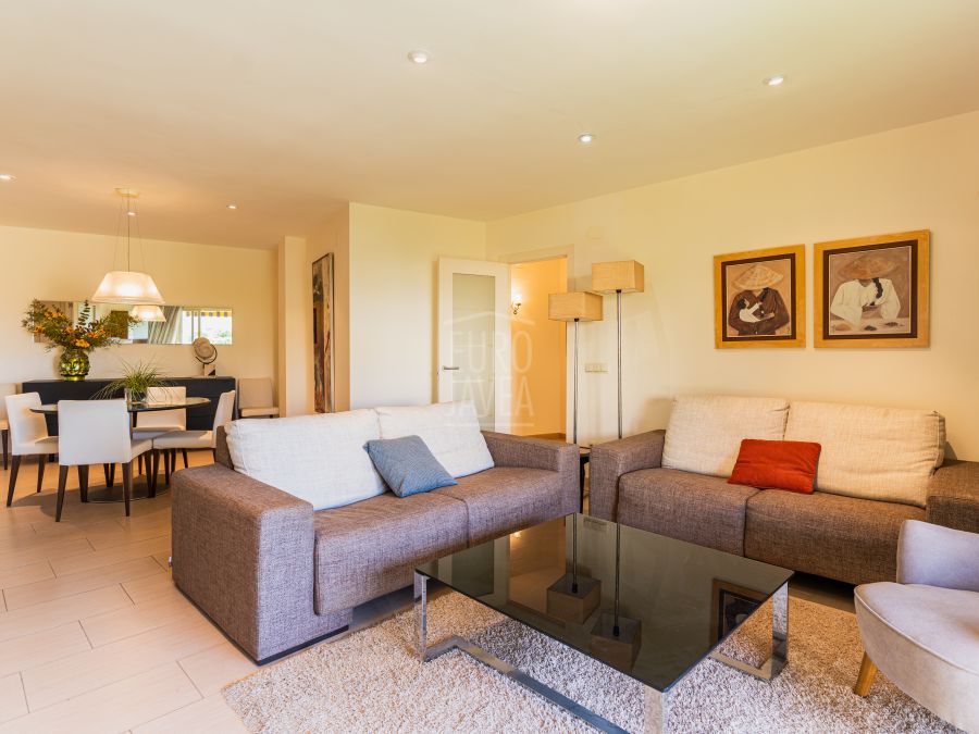 Apartment for sale in the centre of Jávea harbour with open views