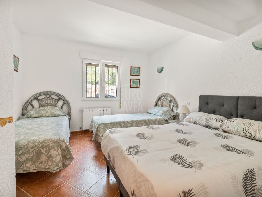 Exclusive Mediterranean-style villa in Granadella Natural Park area in Jávea, with sea views