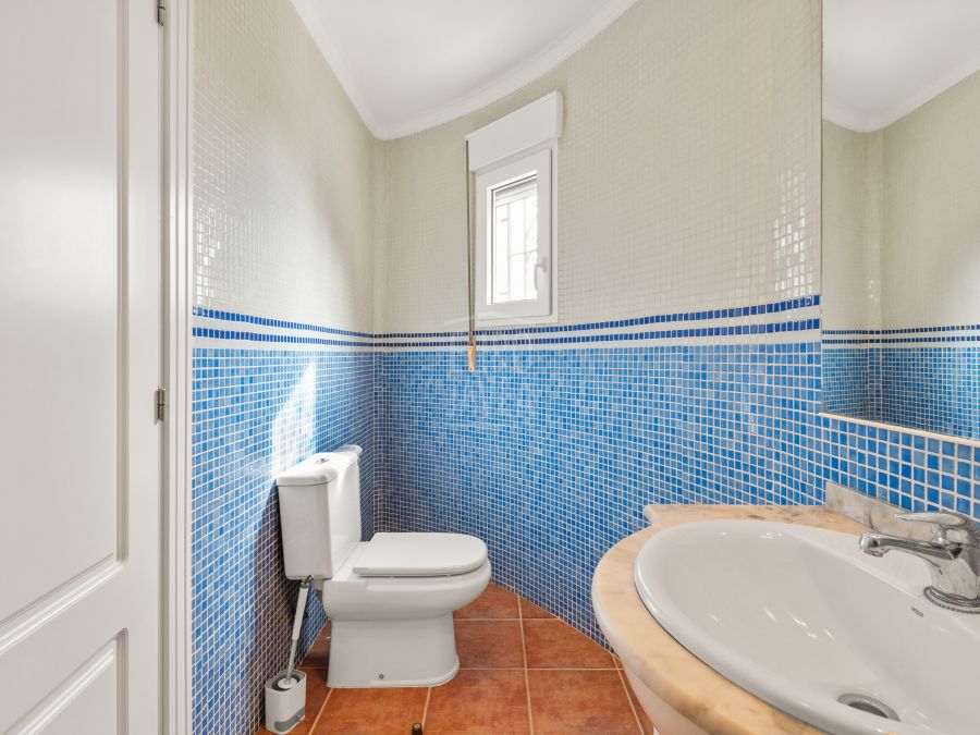 Exclusive Mediterranean-style villa in Granadella Natural Park area in Jávea, with sea views