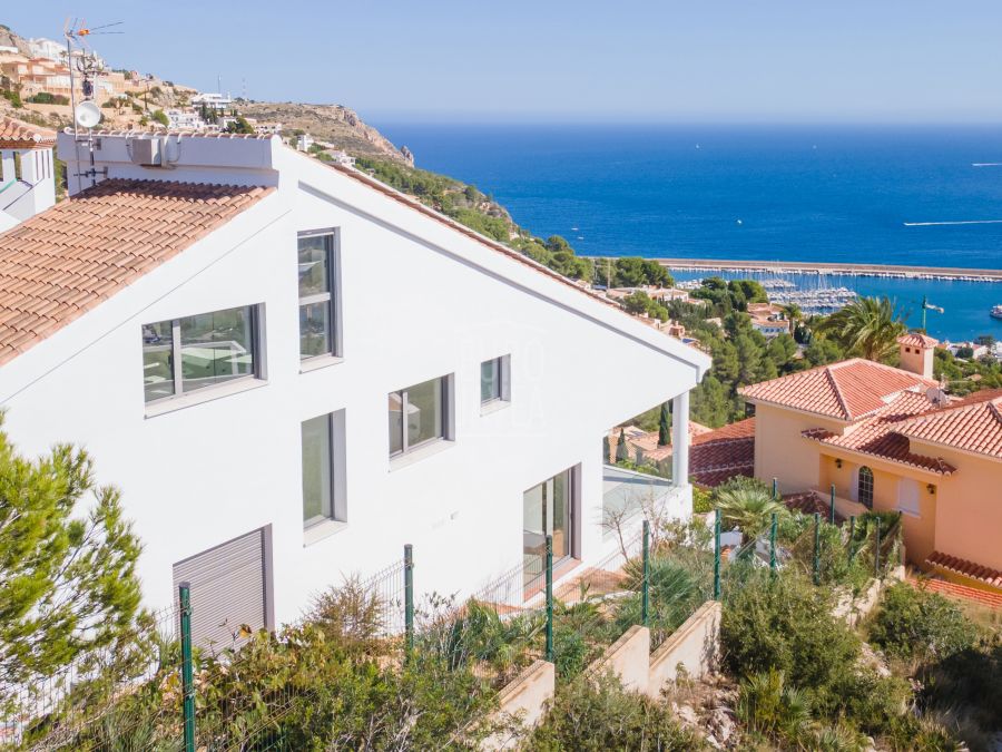 Villa Allure, luxe méditerranéen avec vue panoramique sur la mer à La Corona, Jávea