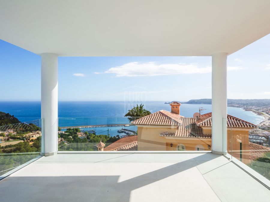 Villa Allure, luxe méditerranéen avec vue panoramique sur la mer à La Corona, Jávea