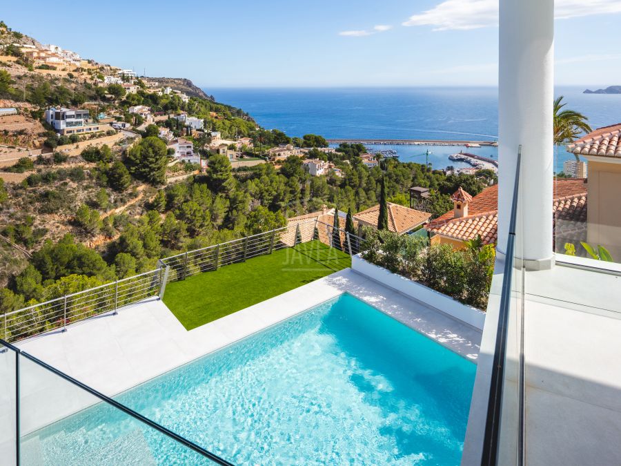 Villa Allure, luxe méditerranéen avec vue panoramique sur la mer à La Corona, Jávea