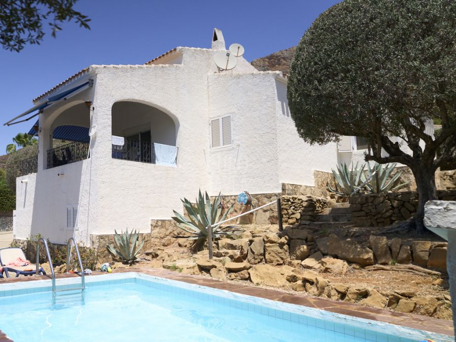 Villa Jimena - Charme villa om te renoveren in een rustige zone van de Montgó