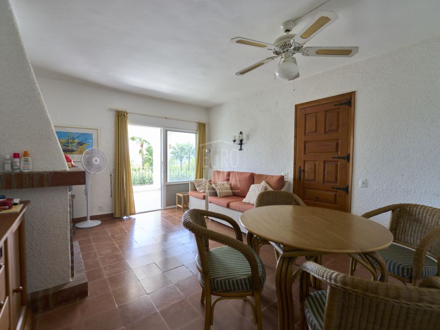 Villa Jimena - Charme villa om te renoveren in een rustige zone van de Montgó