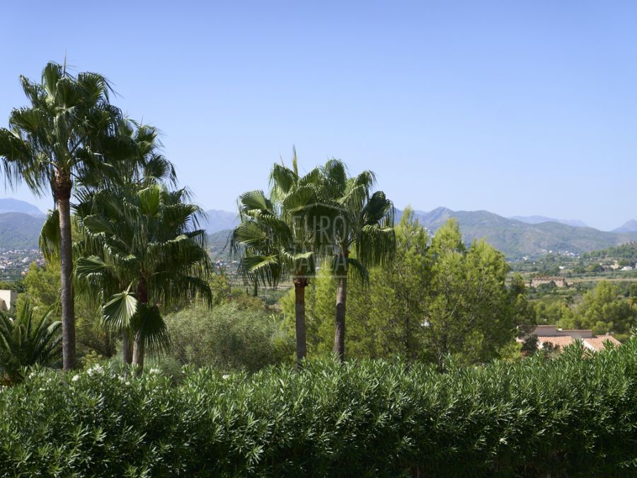 Villa Jimena - Charme villa om te renoveren in een rustige zone van de Montgó