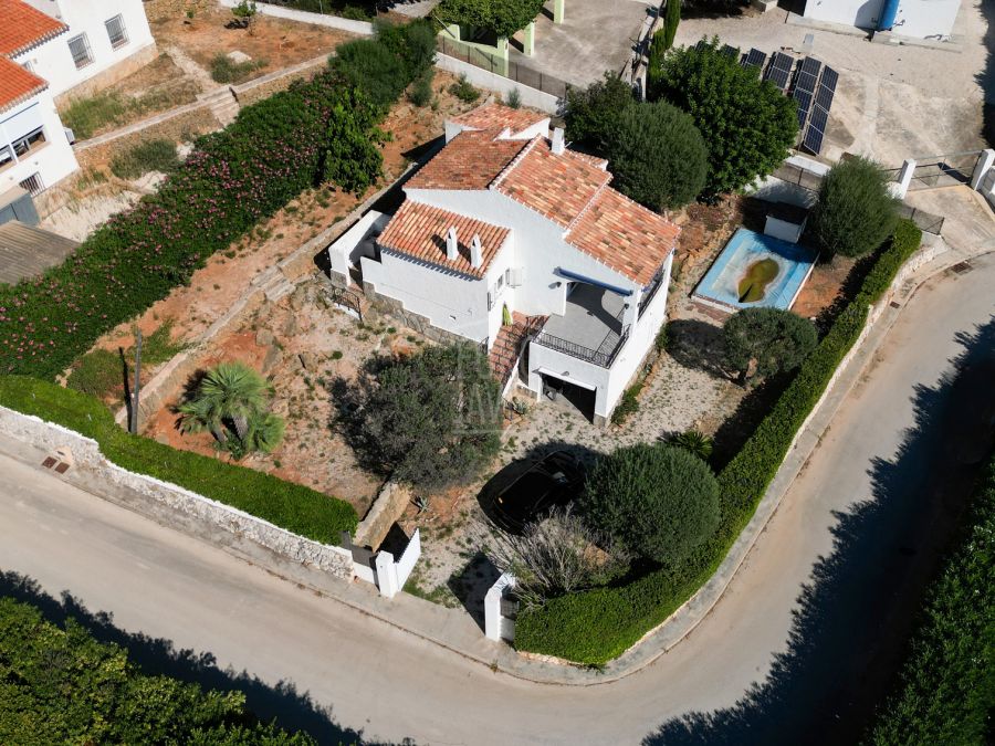 Villa Jimena - Charme villa om te renoveren in een rustige zone van de Montgó