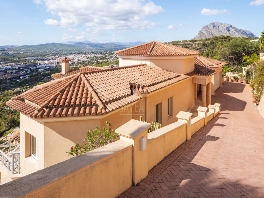 Villa in Cuesta San Antonio