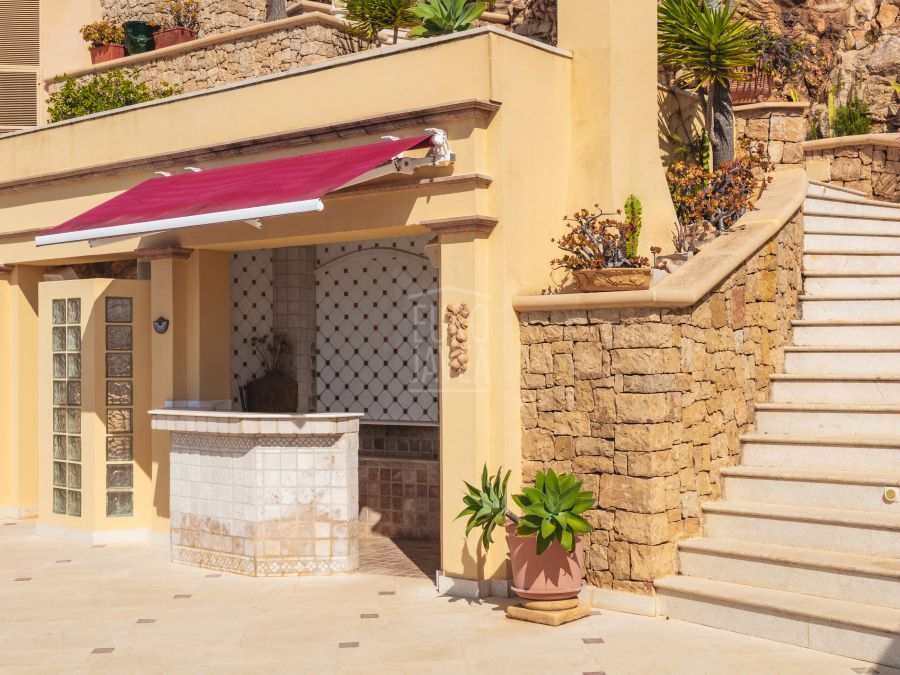 Villa in Cuesta San Antonio