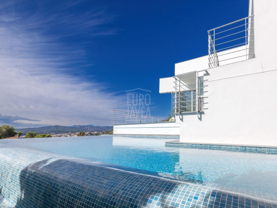 Villa in La Corona
