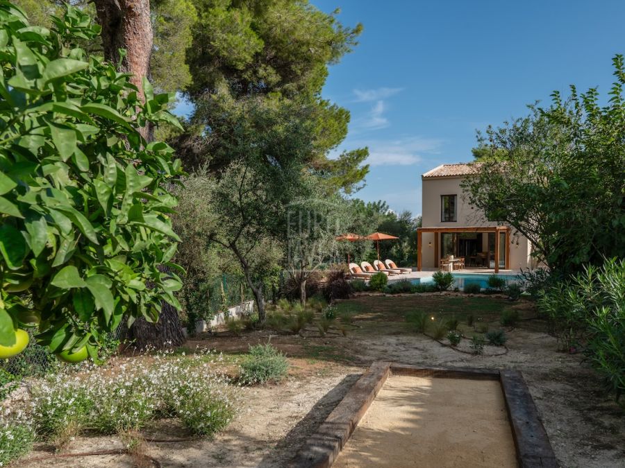 Casa Dos Granados en Cap Marti, un refugio Mediterráneo de lujo y encanto