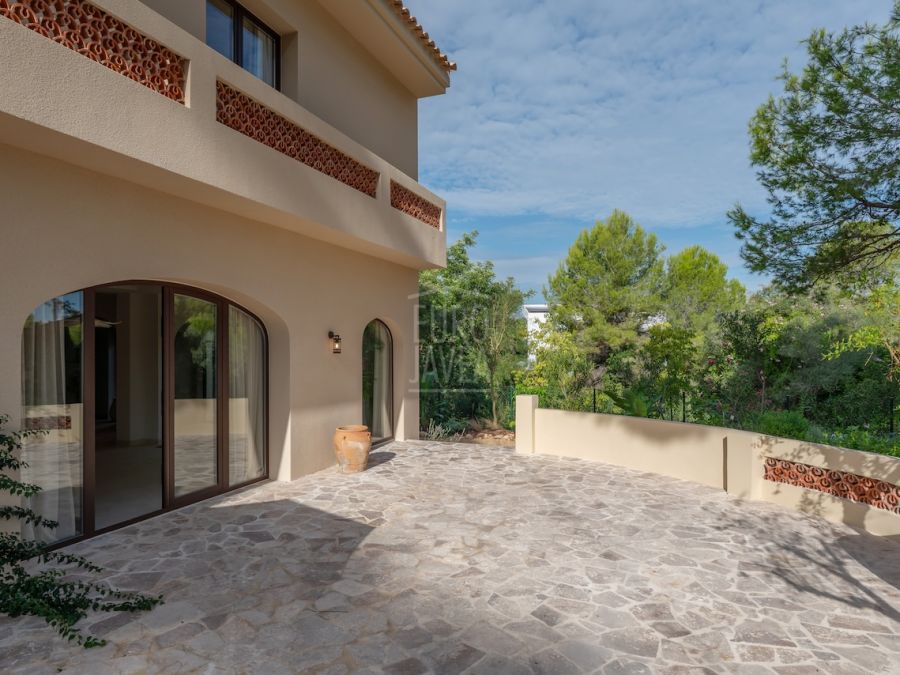 Casa Dos Granados en Cap Marti, un refugio Mediterráneo de lujo y encanto